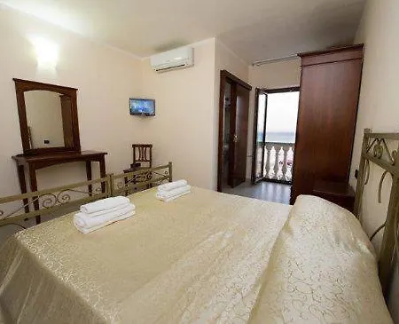 Osaka Sushi Ristorante كارياتي