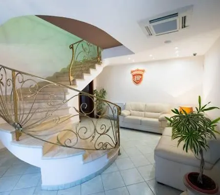 Osaka Sushi Ristorante فندق