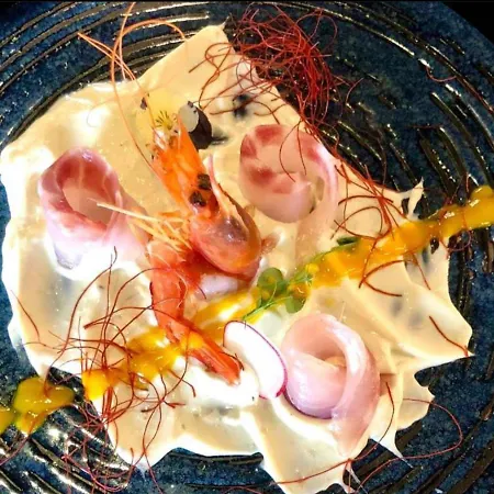 Osaka Sushi Ristorante فندق كارياتي